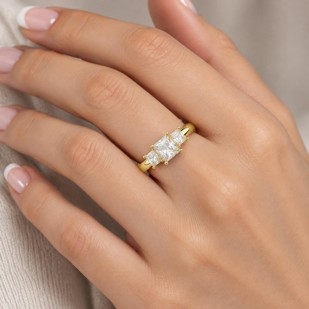 Oro Laminado Multi Stone Ring, Gold Filled Style with White Cubic Zirconia, Polished, Golden Finish