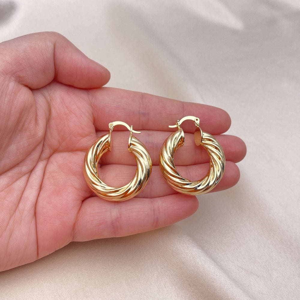 Oro Laminado Medium Hoop, Gold Filled Style Twist Design, Polished, Golden Finish