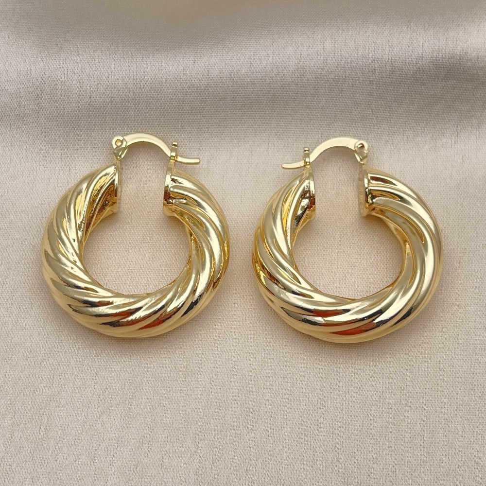 Oro Laminado Medium Hoop, Gold Filled Style Twist Design, Polished, Golden Finish