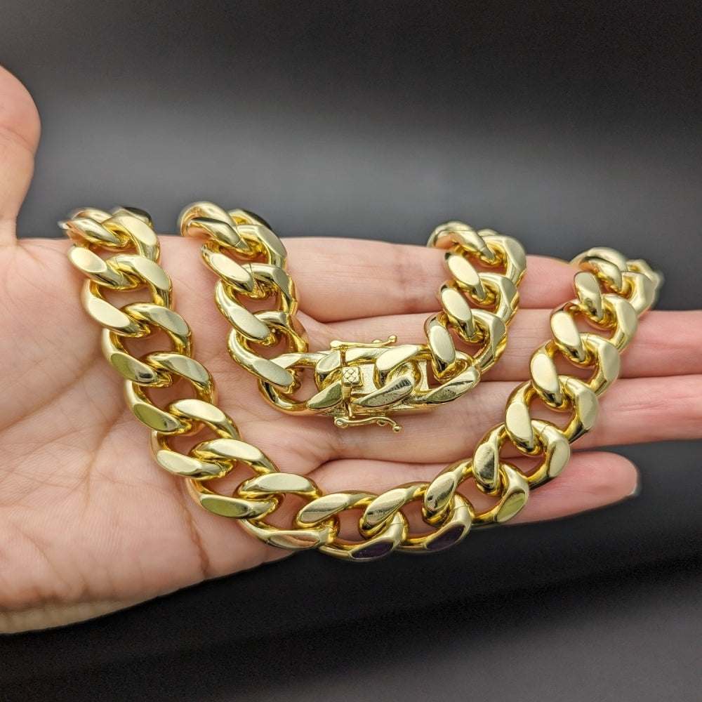 Oro Laminado Basic Necklace, Gold Filled Style Miami Cuban and Box Lock Design, Polished, Golden Finish