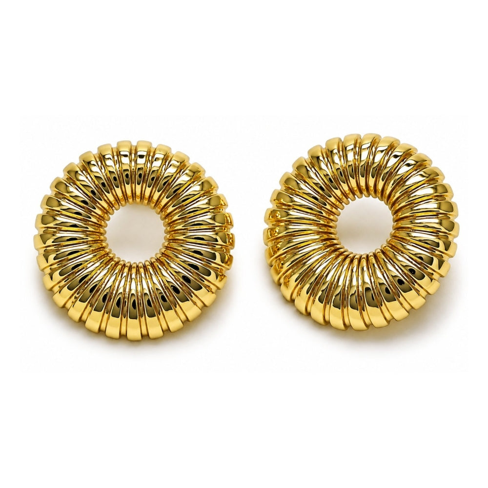 Oro Laminado Stud Earring, Gold Filled Style Polished, Golden Finish