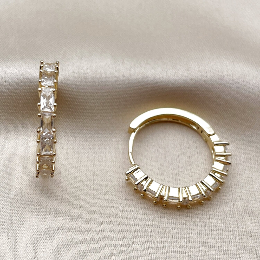 Oro Laminado Huggie Hoop, Gold Filled Style Baguette Design, with White Cubic Zirconia, Polished, Golden Finish