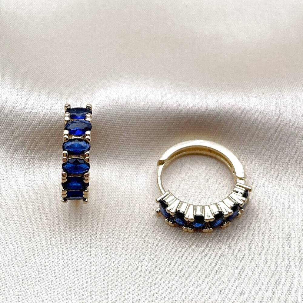 Oro Laminado Huggie Hoop, Gold Filled Style with Sapphire Blue Cubic Zirconia, Polished, Golden Finish